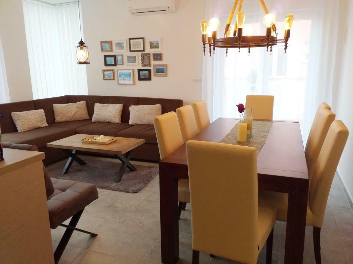 Apartman Leanton 普拉 外观 照片